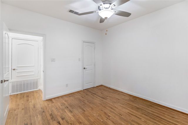 500 Waters Edge Drive 313, Lake Dallas, TX 75065