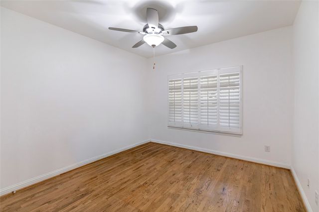 500 Waters Edge Drive 313, Lake Dallas, TX 75065