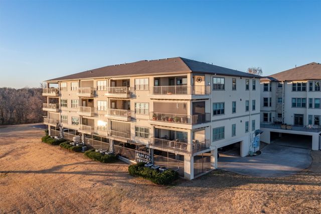 500 Waters Edge Drive 313, Lake Dallas, TX 75065