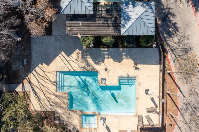 500 Waters Edge Drive 313, Lake Dallas, TX 75065