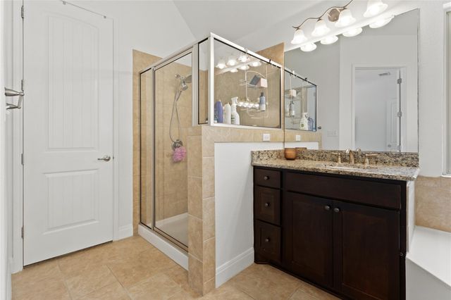 13714 Mesa Verde DR, Austin, TX 78737