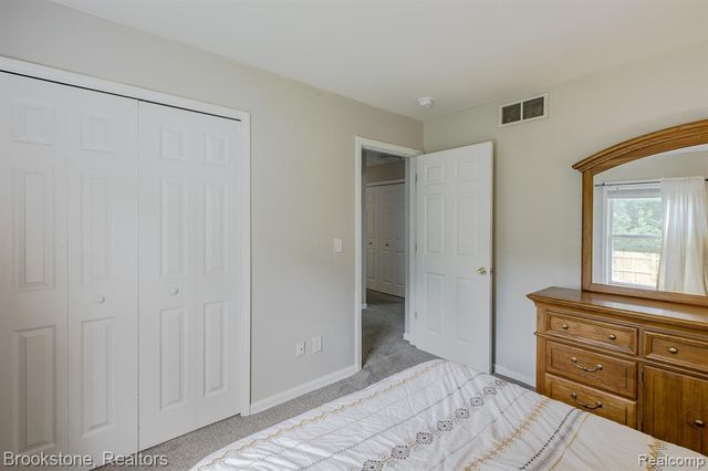 5039 Auker Drive, Grand Blanc, MI 48507