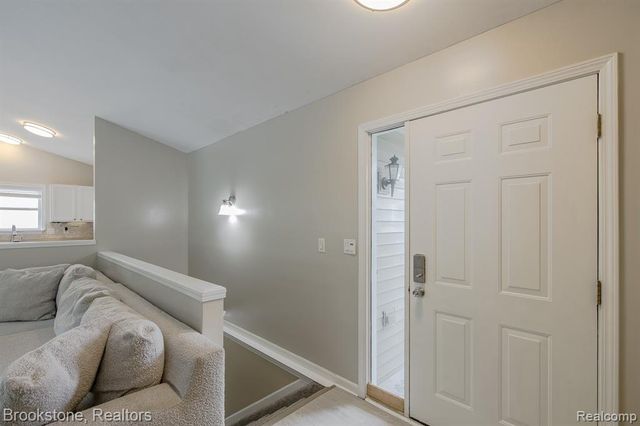 5039 Auker Drive, Grand Blanc, MI 48507