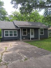 319 N Coo-Y-Yah Street N, Pryor, OK 74361