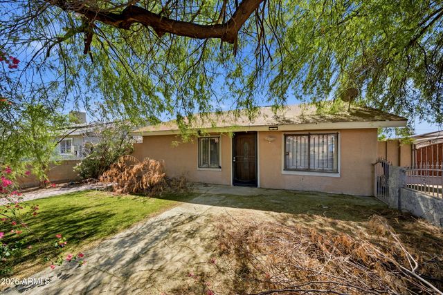3307 W PALM Lane, Phoenix, AZ 85009