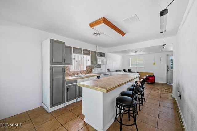 3307 W PALM Lane, Phoenix, AZ 85009