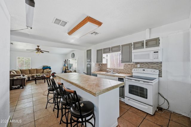 3307 W PALM Lane, Phoenix, AZ 85009