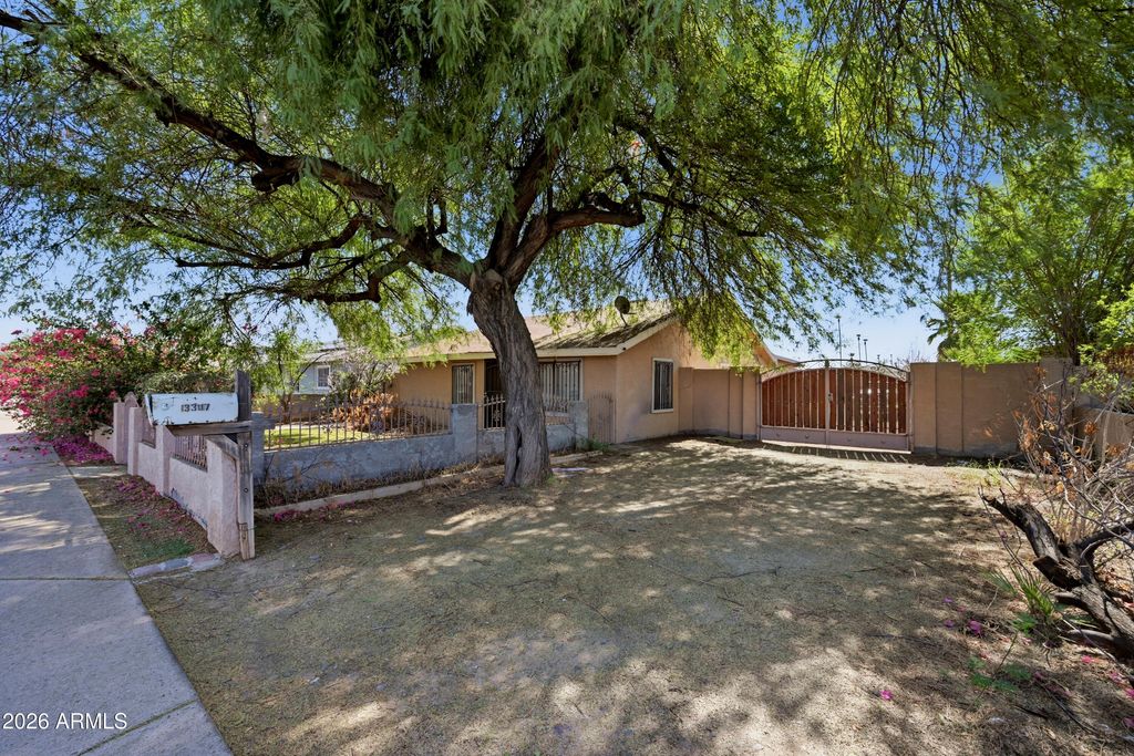 3307 W PALM Lane, Phoenix, AZ 85009 — photo 2