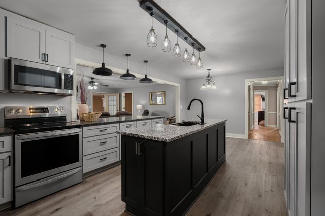 201 Glendale Cir, Pulaski, TN 38478