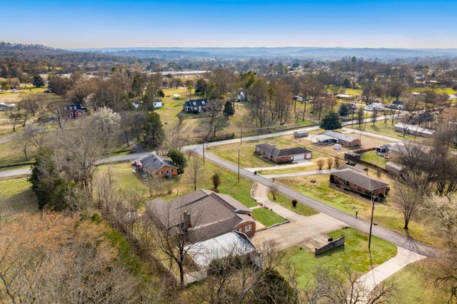 201 Glendale Cir, Pulaski, TN 38478