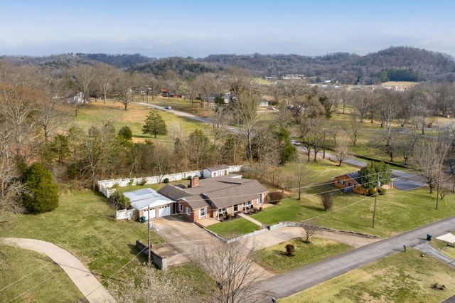 201 Glendale Cir, Pulaski, TN 38478