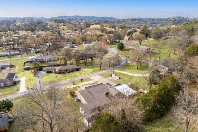 201 Glendale Cir, Pulaski, TN 38478