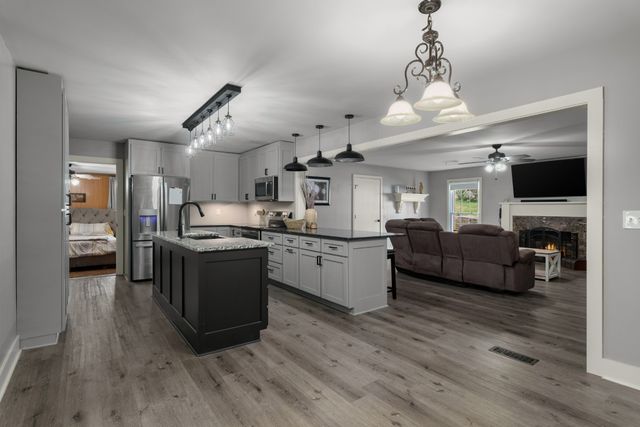 201 Glendale Cir, Pulaski, TN 38478