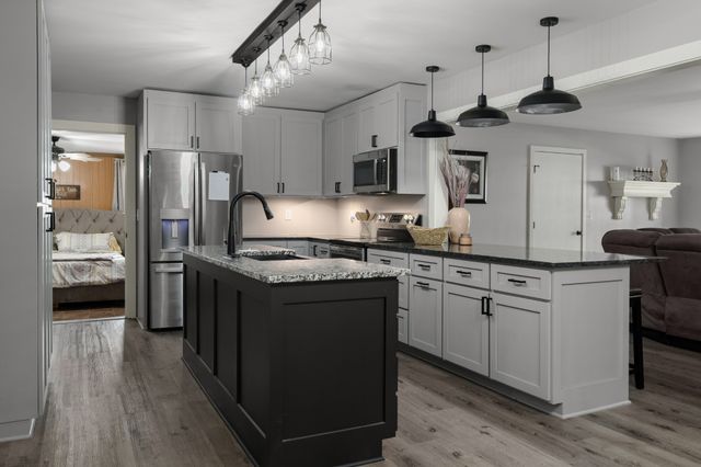 201 Glendale Cir, Pulaski, TN 38478