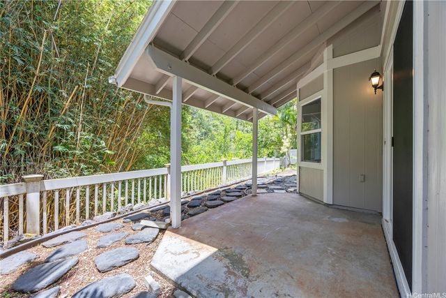 95-1274 Wikao Street 18, Honolulu, HI 96789