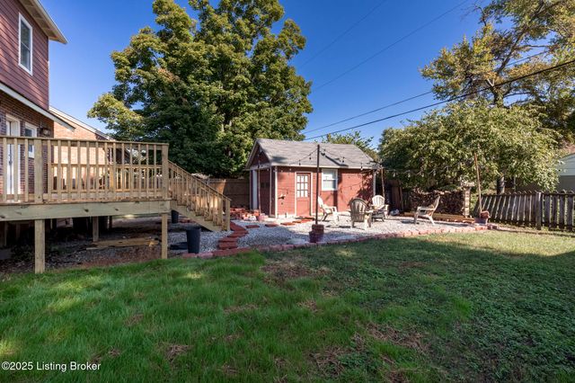 419 FAIRLAWN Rd, Louisville, KY 40207