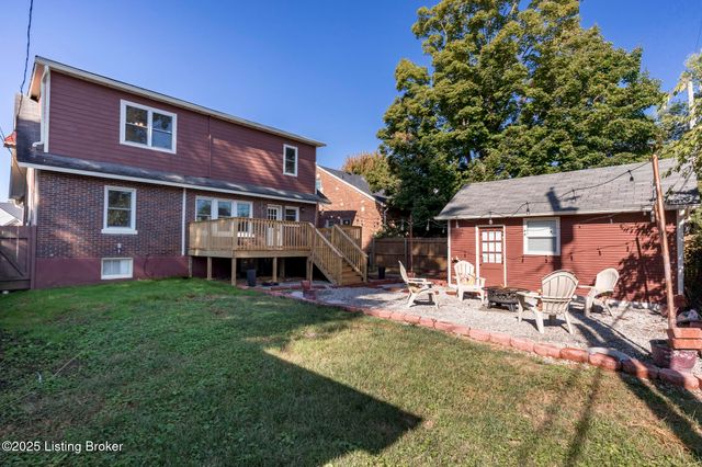 419 FAIRLAWN Rd, Louisville, KY 40207