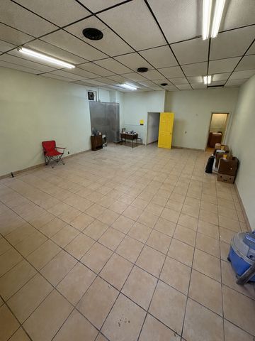 2104 S California Avenue, Chicago, IL 60608