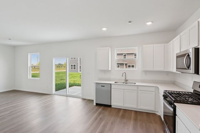 1301 Acadia Circle, Pingree Grove, IL 60140