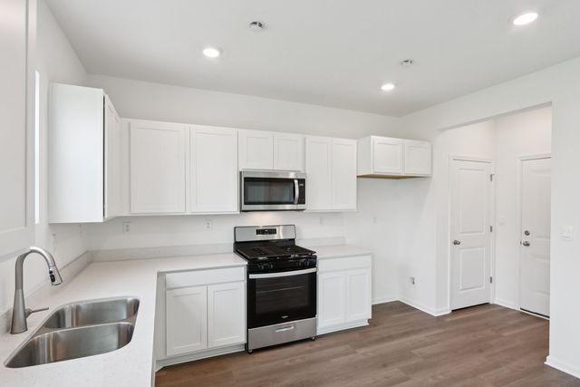 1301 Acadia Circle, Pingree Grove, IL 60140