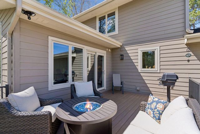 2521 Abbey Hill Drive, Minnetonka, MN 55305