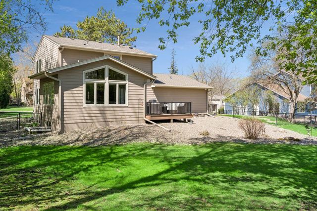 2521 Abbey Hill Drive, Minnetonka, MN 55305