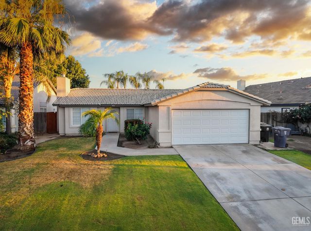 3921 White Sands Drive, Bakersfield, CA 93313