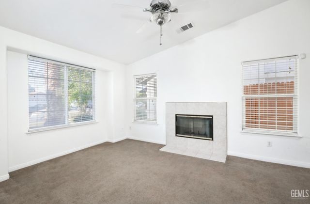 3921 White Sands Drive, Bakersfield, CA 93313