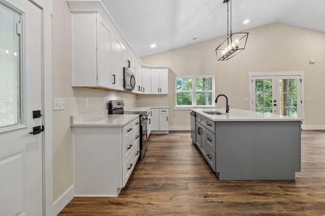735 Lead Mine Valley Road SW, Cleveland, TN 37311