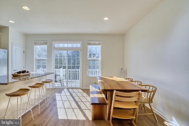 8217 HERITAGE CROSSING CT, Manassas, VA 20109