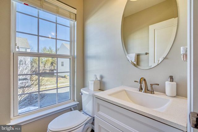 8217 HERITAGE CROSSING CT, Manassas, VA 20109