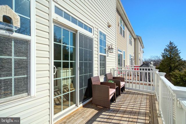 8217 HERITAGE CROSSING CT, Manassas, VA 20109