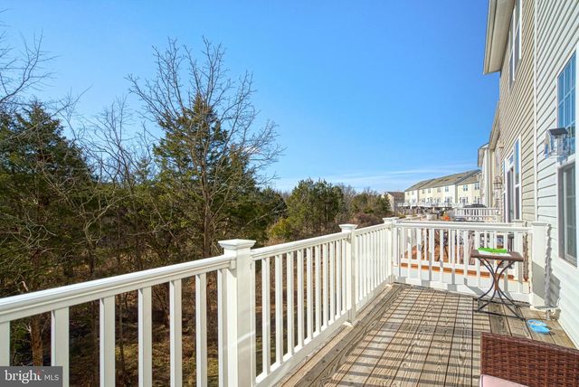 8217 HERITAGE CROSSING CT, Manassas, VA 20109