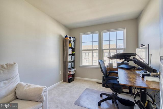 8217 HERITAGE CROSSING CT, Manassas, VA 20109