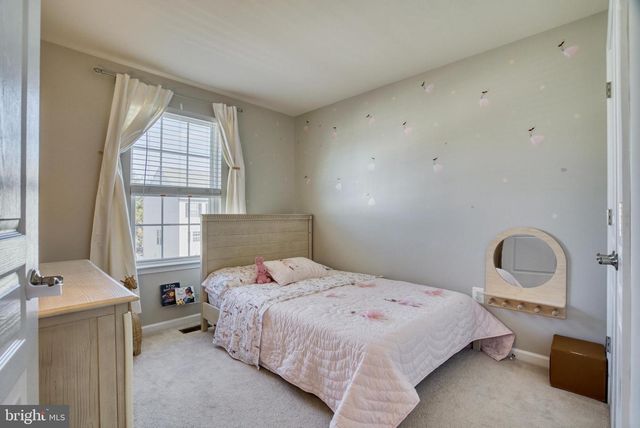 8217 HERITAGE CROSSING CT, Manassas, VA 20109