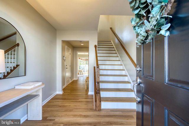 8217 HERITAGE CROSSING CT, Manassas, VA 20109