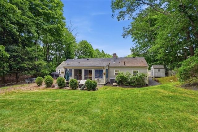 485 Main St, Hingham, MA 02043