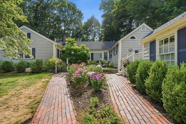 485 Main St, Hingham, MA 02043