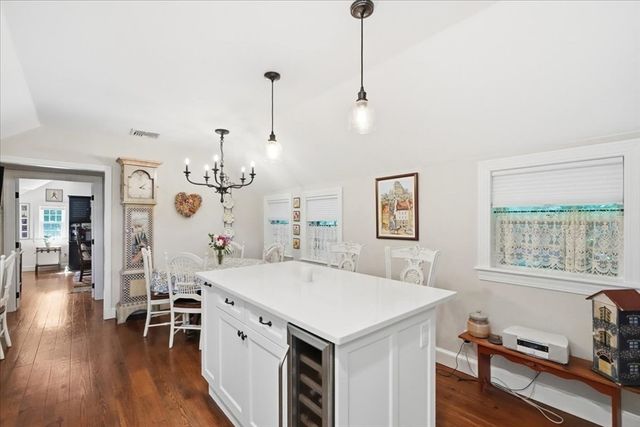 485 Main St, Hingham, MA 02043