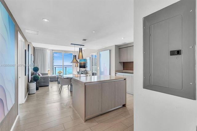 4010 S Ocean Drive R3305, Hollywood, FL 33019