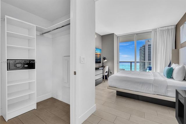 4010 S Ocean Drive R3305, Hollywood, FL 33019