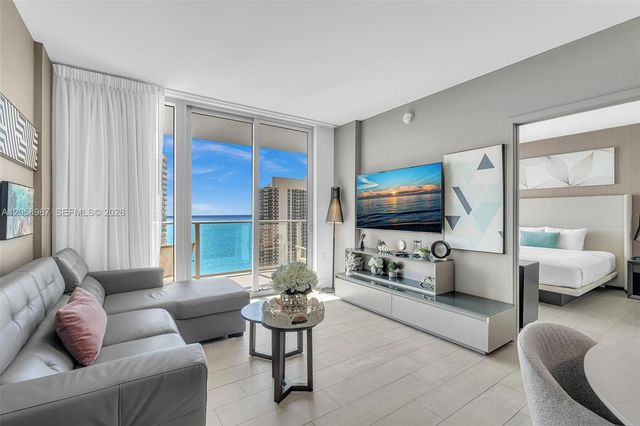 4010 S Ocean Drive R3305, Hollywood, FL 33019