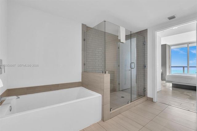 4010 S Ocean Drive R3305, Hollywood, FL 33019