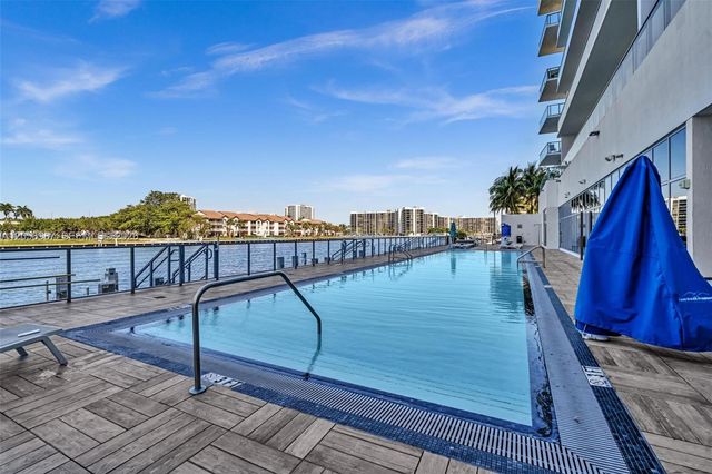 4010 S Ocean Drive R3305, Hollywood, FL 33019