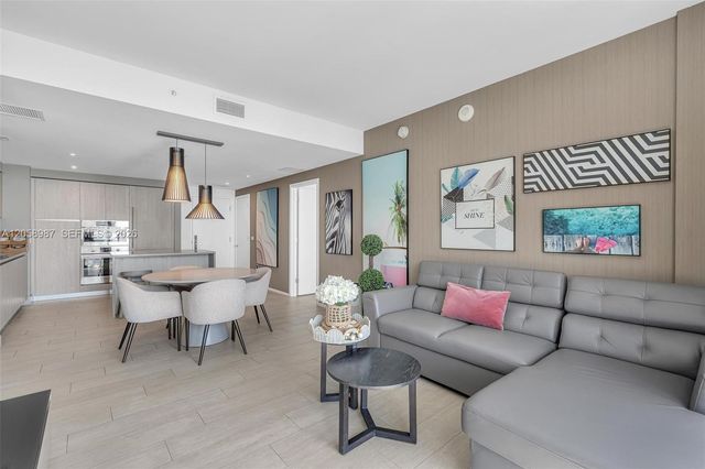 4010 S Ocean Drive R3305, Hollywood, FL 33019