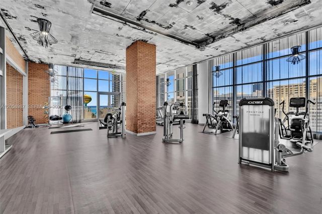 4010 S Ocean Drive R3305, Hollywood, FL 33019