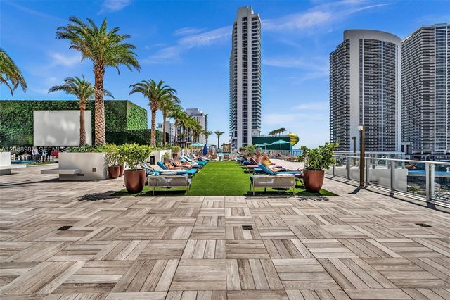 4010 S Ocean Drive R3305, Hollywood, FL 33019