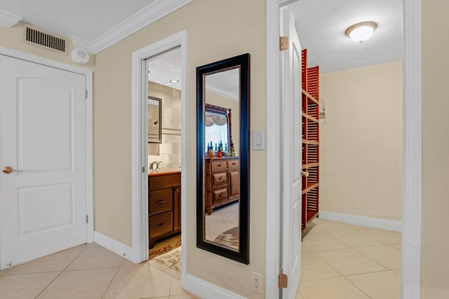 133 N Pompano Beach Boulevard, Pompano Beach, FL 33062