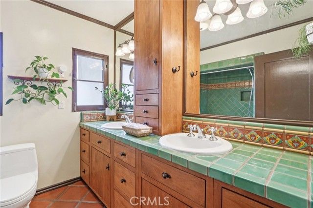 1620 Broadview Drive, Glendale, CA 91208