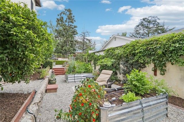 1620 Broadview Drive, Glendale, CA 91208